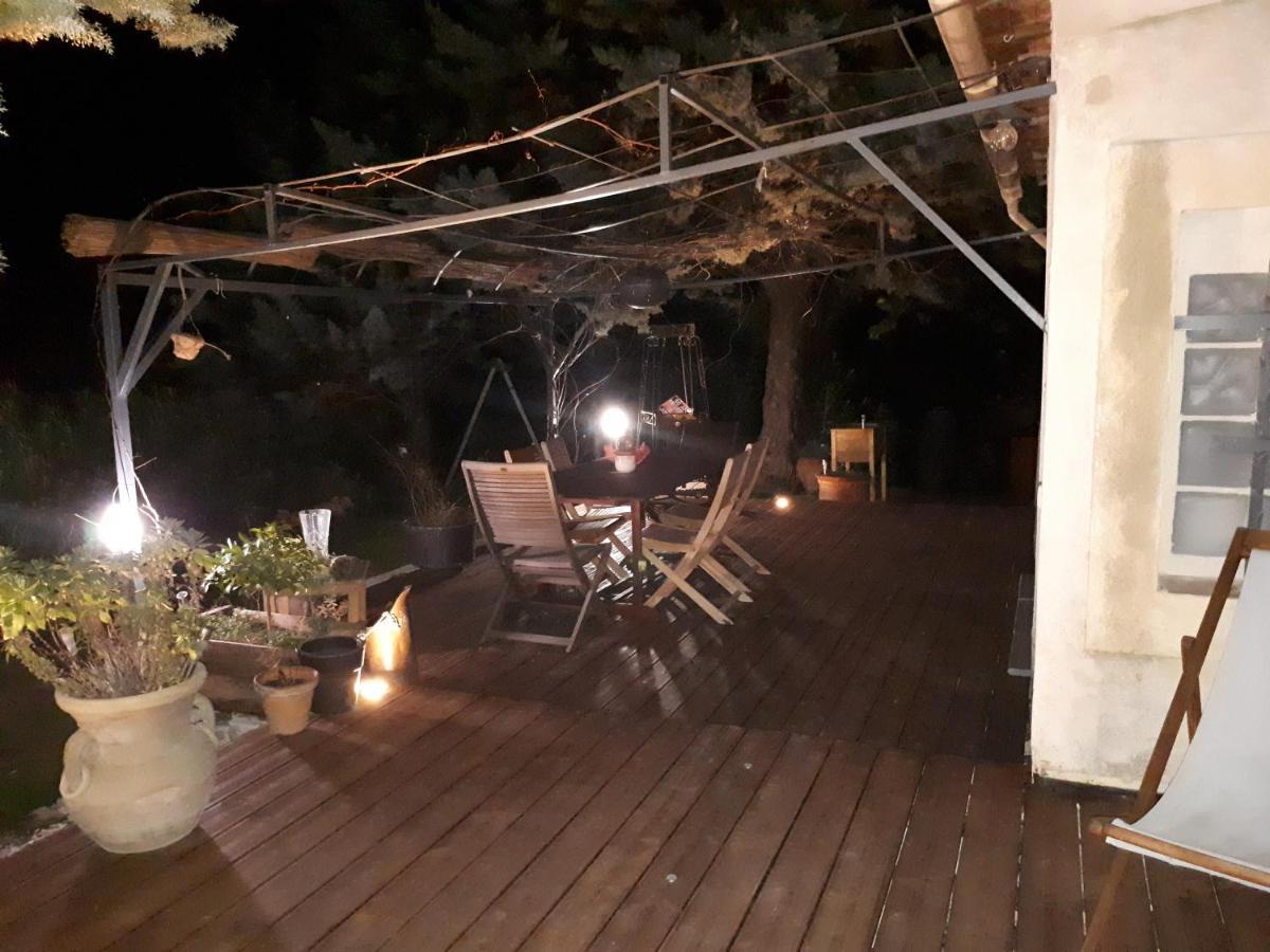 Chez Patricia & Denis Bed & Breakfast Flassans-sur-Issole Екстериор снимка